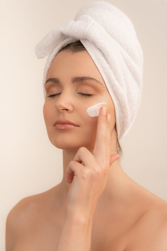 The Importance of Hydrating Face Creams: Why Your Skin Needs Them